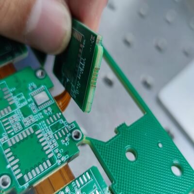 PCB cutting